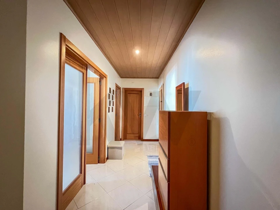 Apartamento T3 para Venda em Portimão Foto 17