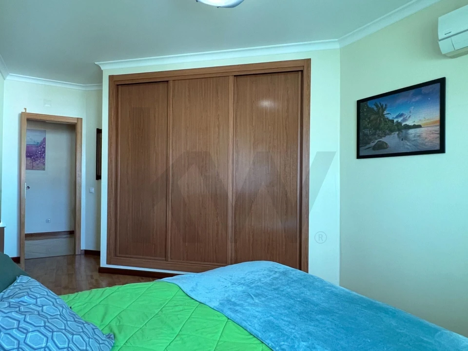 Apartamento T3 para Venda em Portimão Foto 24
