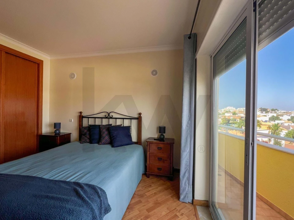 Apartamento T3 para Venda em Portimão Foto 28