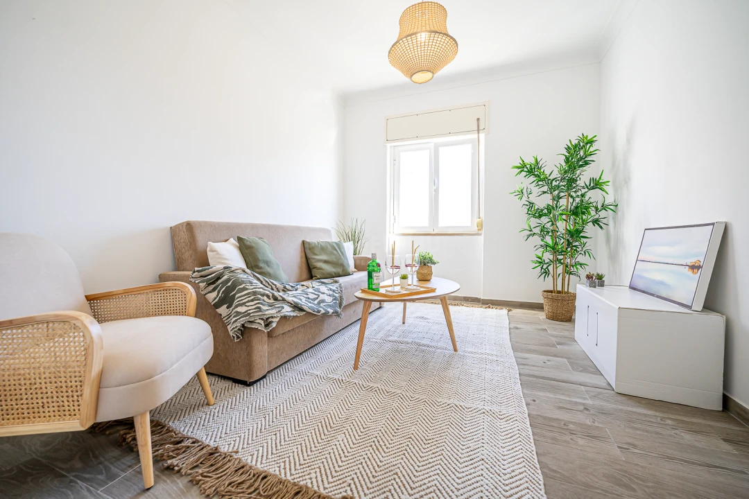 Apartamento T3 para Venda em Almada, Cova da Piedade, Pragal e Cacilhas Foto 1