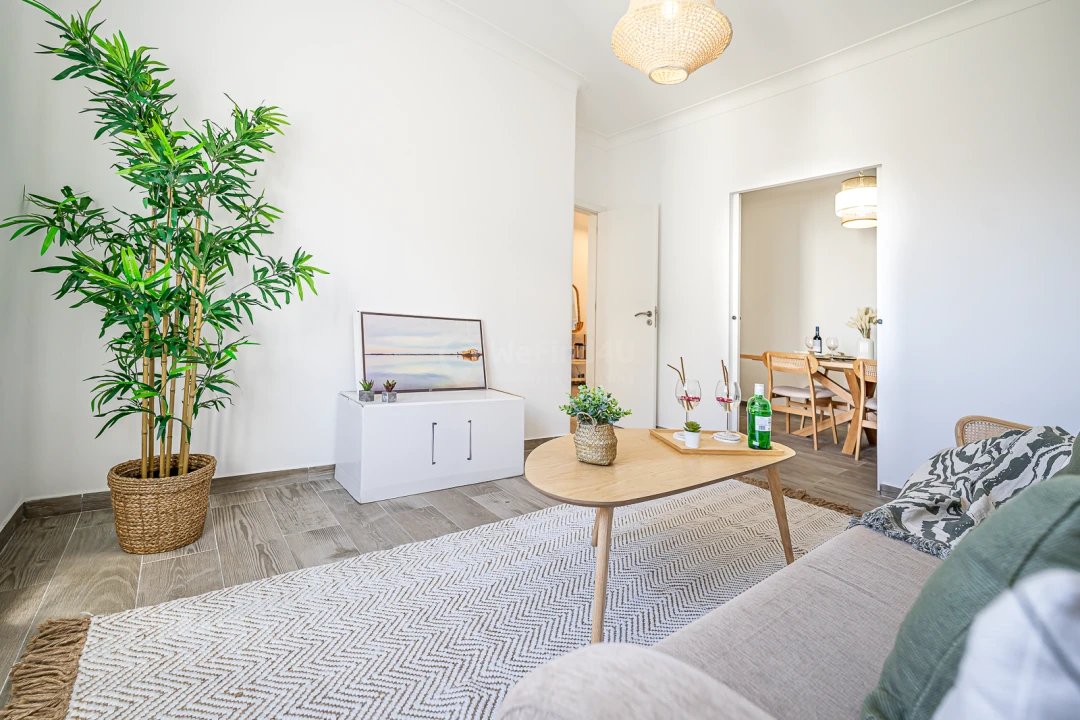 Apartamento T3 para Venda em Almada, Cova da Piedade, Pragal e Cacilhas Foto 4