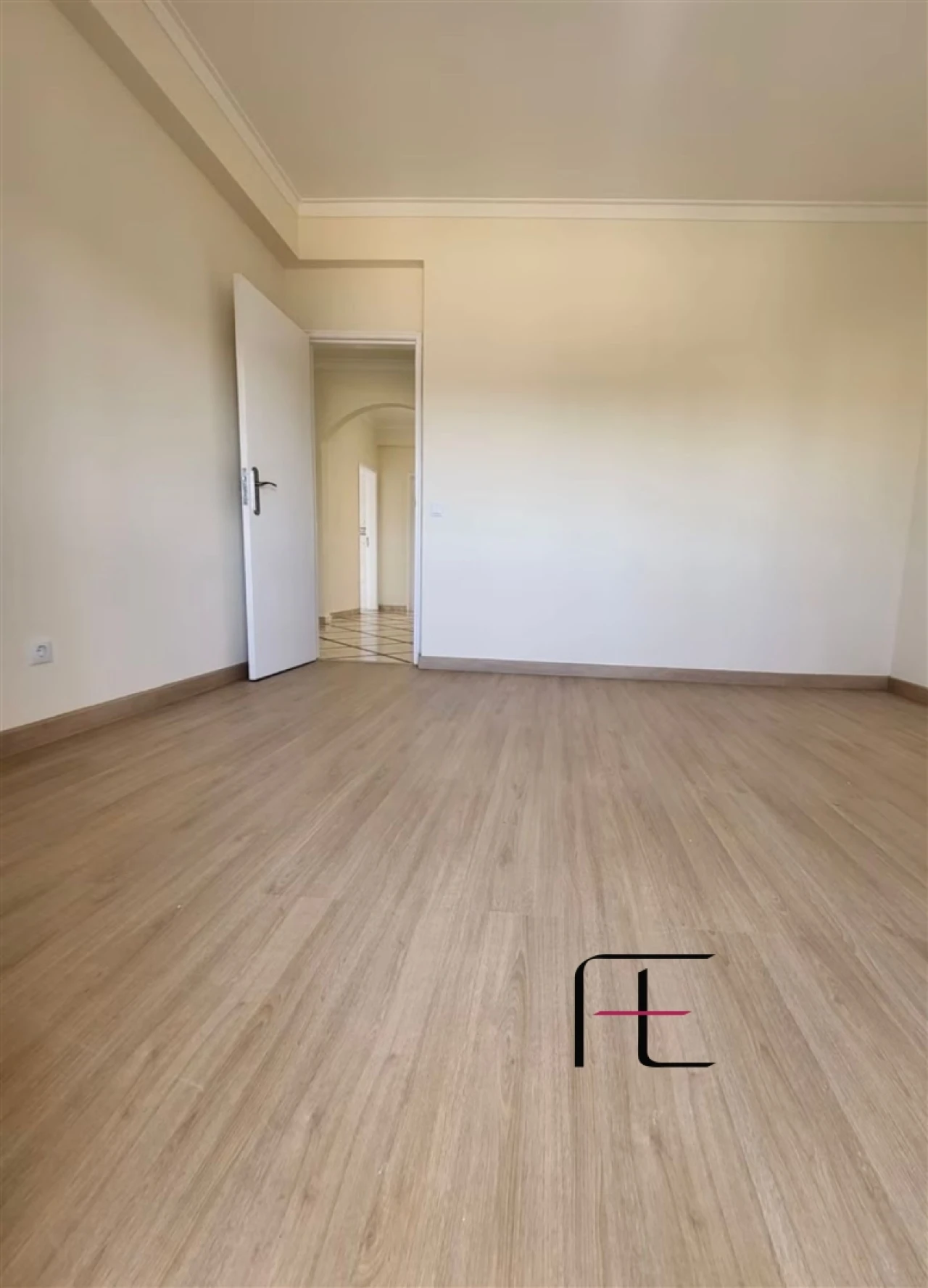 Apartamento T2 para Venda em Seixal, Arrentela e Aldeia de Paio Pires Foto 7