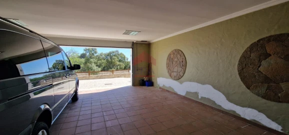 Moradia T4 para Venda em São Brás de Alportel