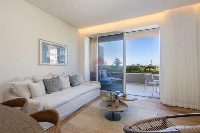 Apartamento T0 para Venda em Quarteira