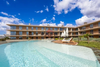 Apartamento T0 para Venda em Quarteira