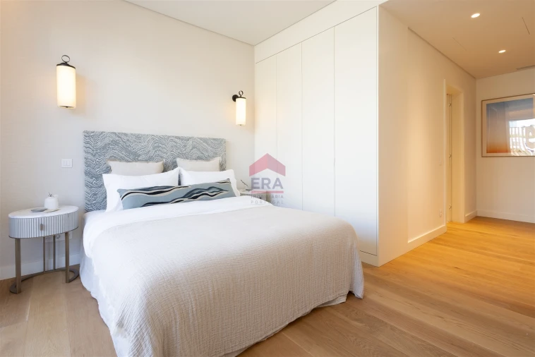 Apartamento T0 para Venda em Quarteira Foto 12