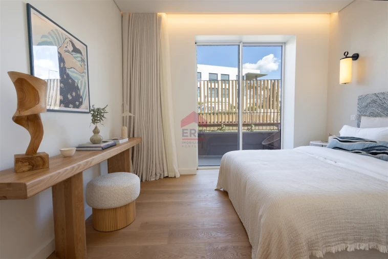 Apartamento T0 para Venda em Quarteira Foto 13