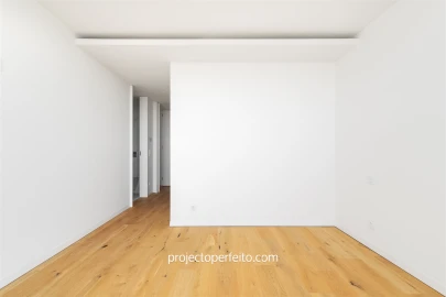 Apartamento T4 para Venda em Espinho