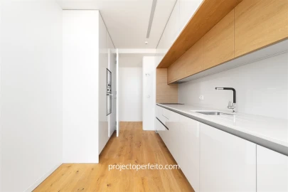Apartamento T4 para Venda em Espinho