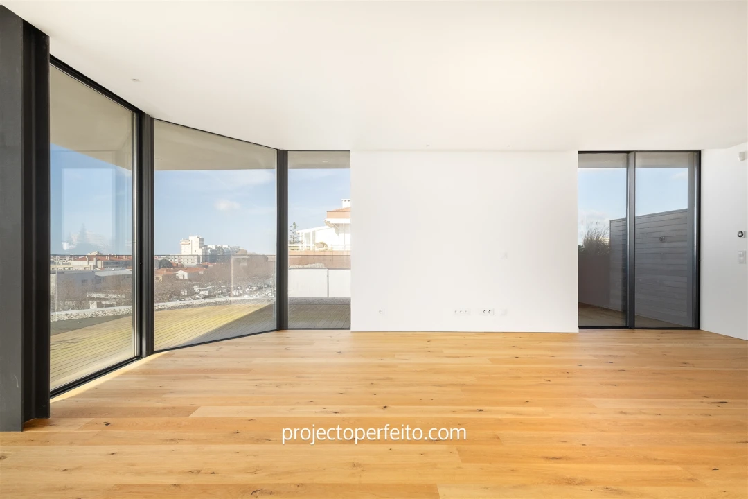 Apartamento T4 para Venda em Espinho Foto 3
