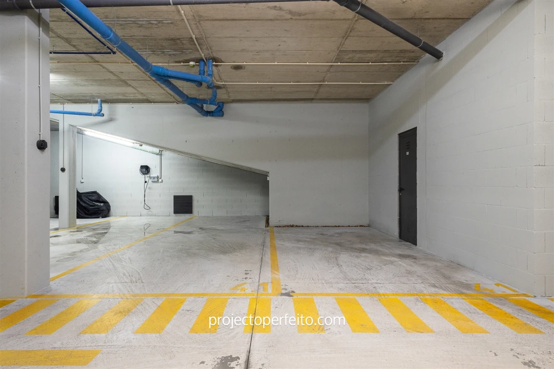 Apartamento T4 para Venda em Espinho Foto 33