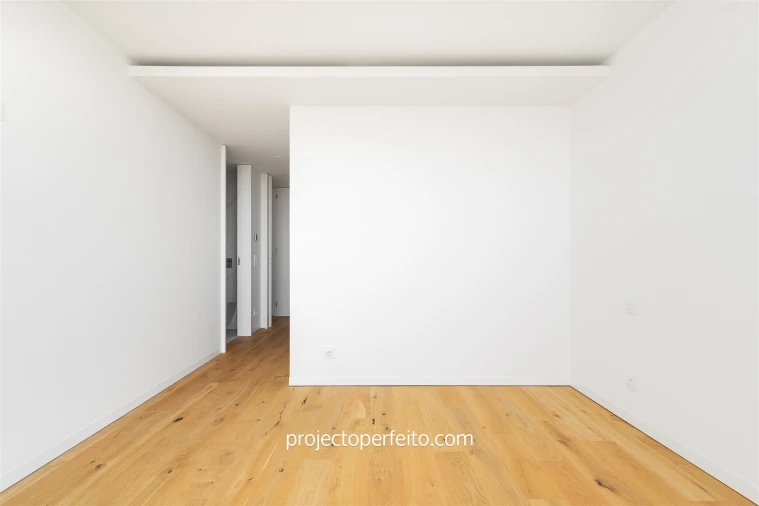Apartamento T4 para Venda em Espinho Foto 17