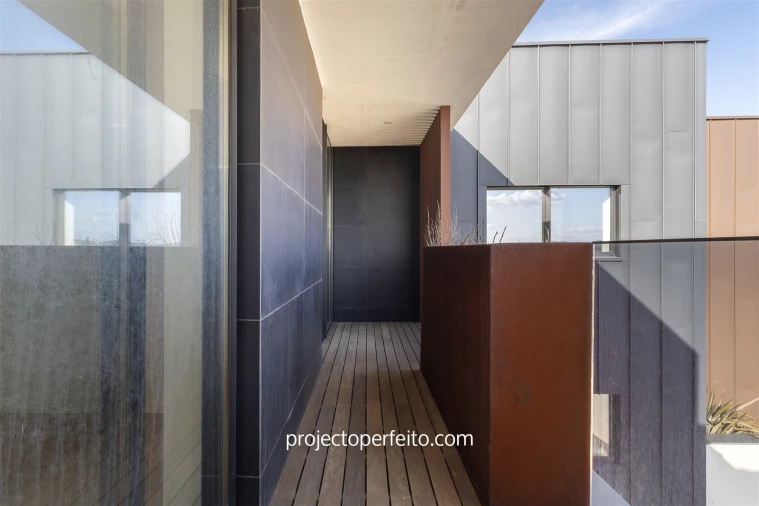Apartamento T4 para Venda em Espinho Foto 6