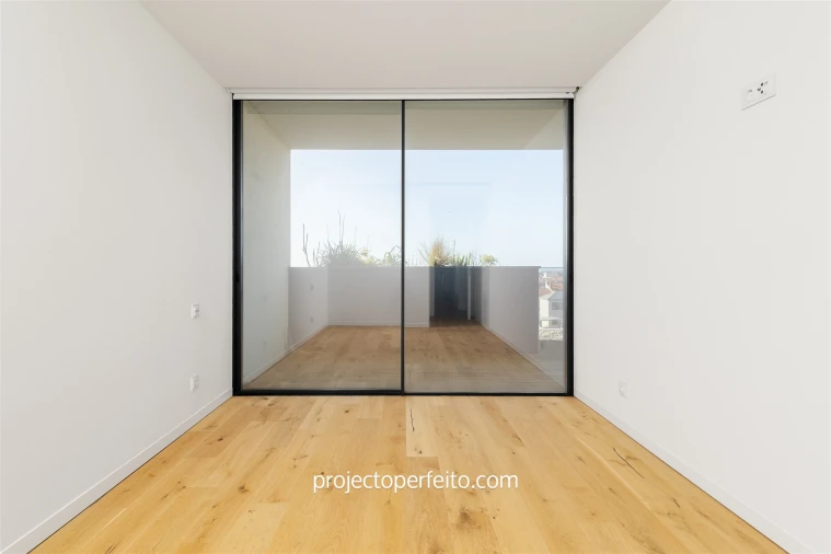 Apartamento T4 para Venda em Espinho Foto 22