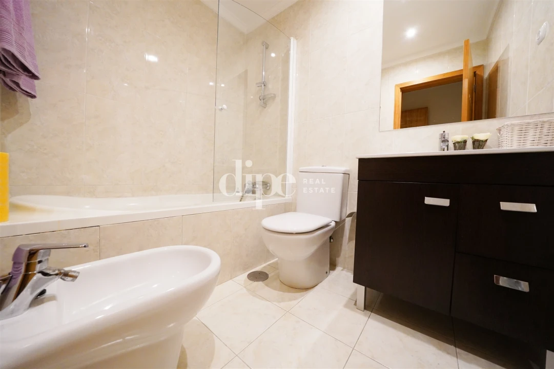 Apartamento T3 para Arrendamento em Creixomil Foto 14