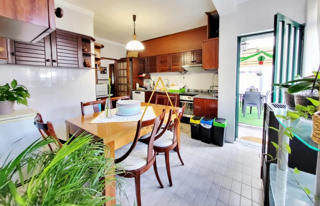 Apartamento T3 para Venda em Viseu Foto 2