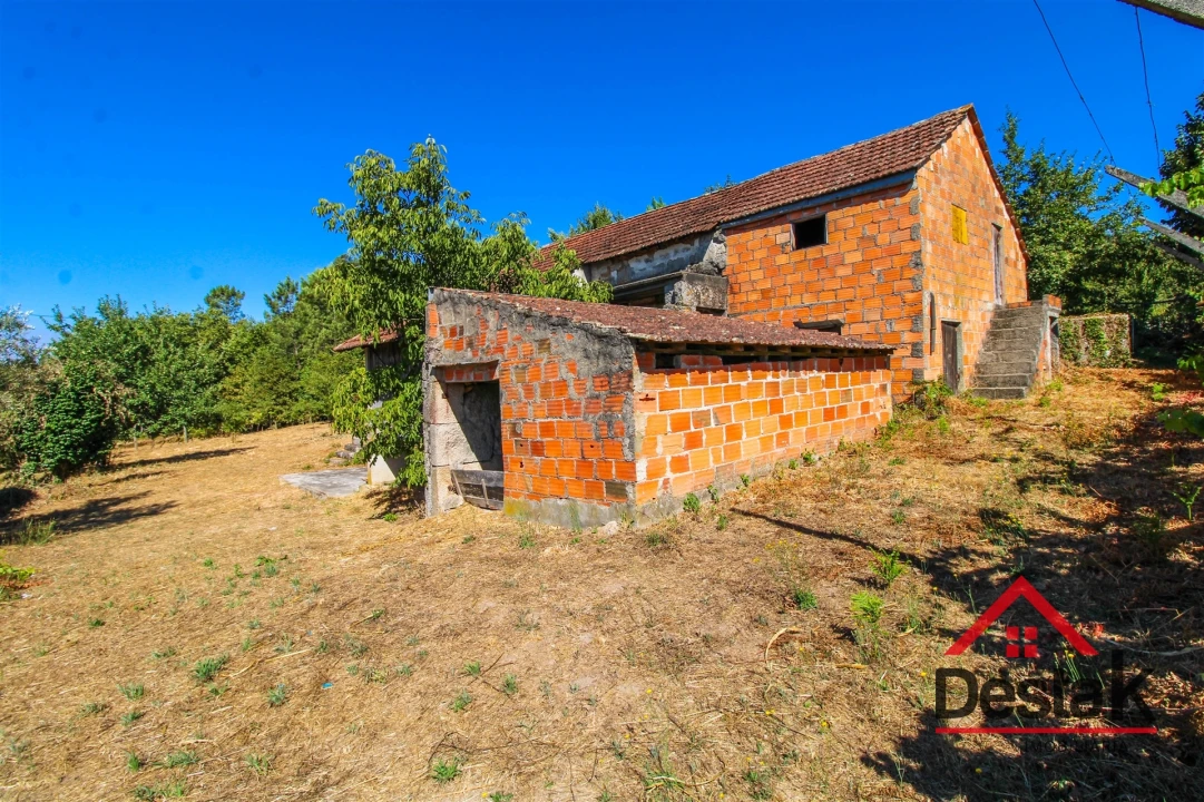 Quinta T0 para Venda em Santa Cruz da Trapa e São Cristóvão de Lafões Foto 14