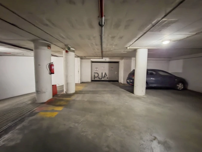 Garagem para Arrendamento em Viseu