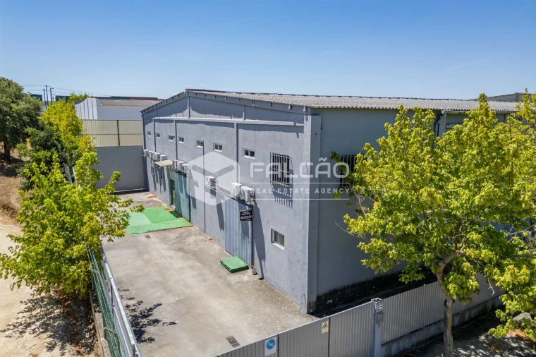 Armazém para Arrendamento em Romeira e Várzea Foto 10