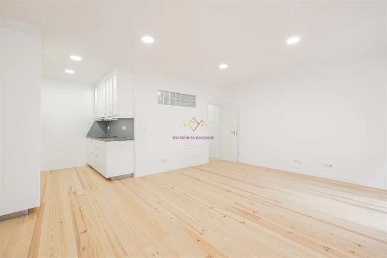 Prédio para Venda em União das Freguesias de Setúbal Foto 28