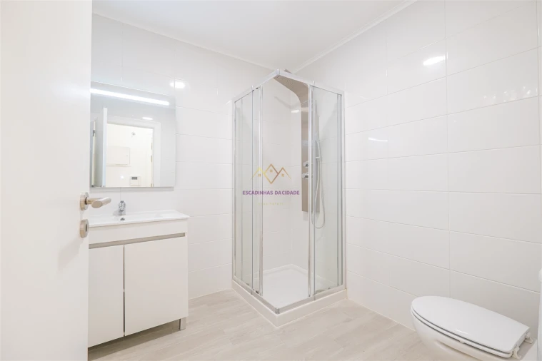 Prédio para Venda em União das Freguesias de Setúbal Foto 24