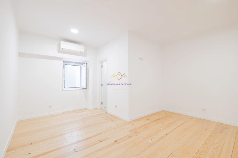 Prédio para Venda em União das Freguesias de Setúbal Foto 40