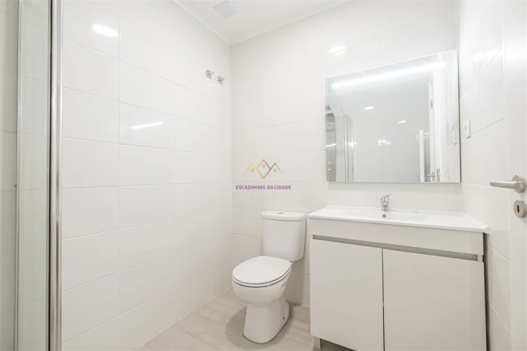 Prédio para Venda em União das Freguesias de Setúbal Foto 86