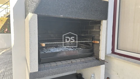 Moradia T4 para Venda em Guarda