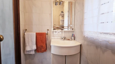 Moradia T4 para Venda em Guarda
