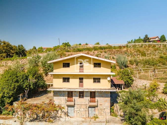 Quinta T0 para Venda em Santa Maria de Sardoura