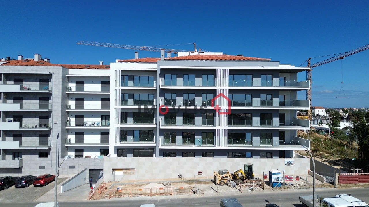 Apartamento T3 para Venda em Leiria, Pousos, Barreira e Cortes Foto 1