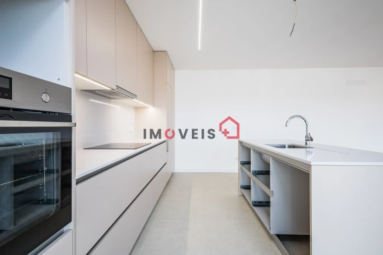 Apartamento T3 para Venda em Leiria, Pousos, Barreira e Cortes Foto 4