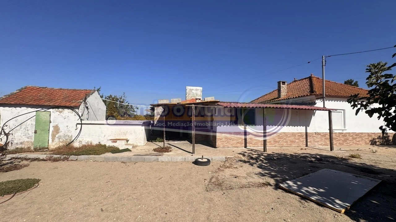Moradia T3 para Venda em Benavente Foto 3