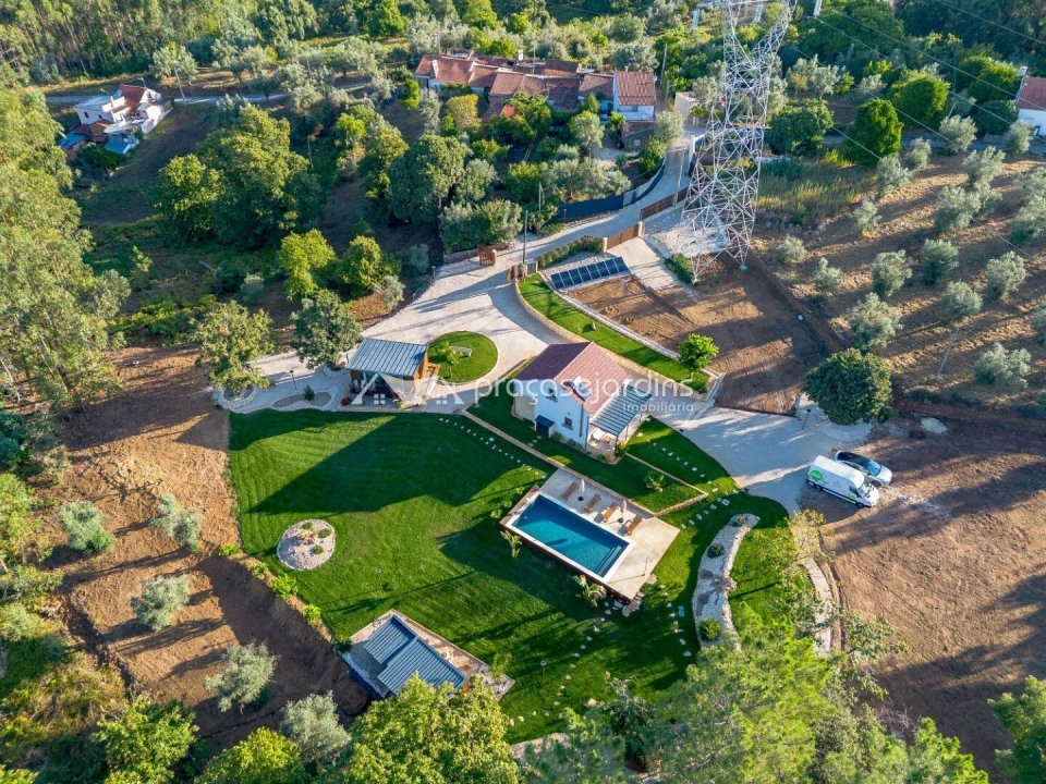 Quinta T3 para Venda em Ferreira do Zezere Foto 1