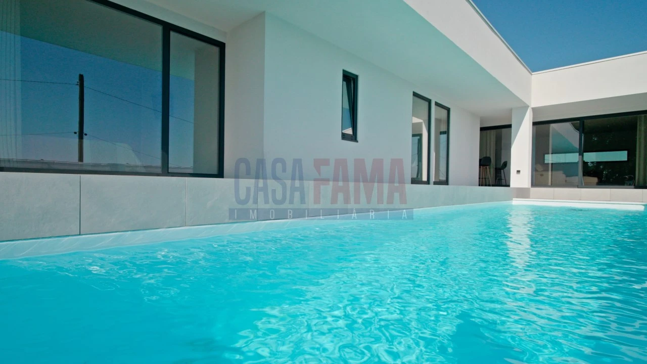 Moradia T3 para Venda em Brufe Foto 38