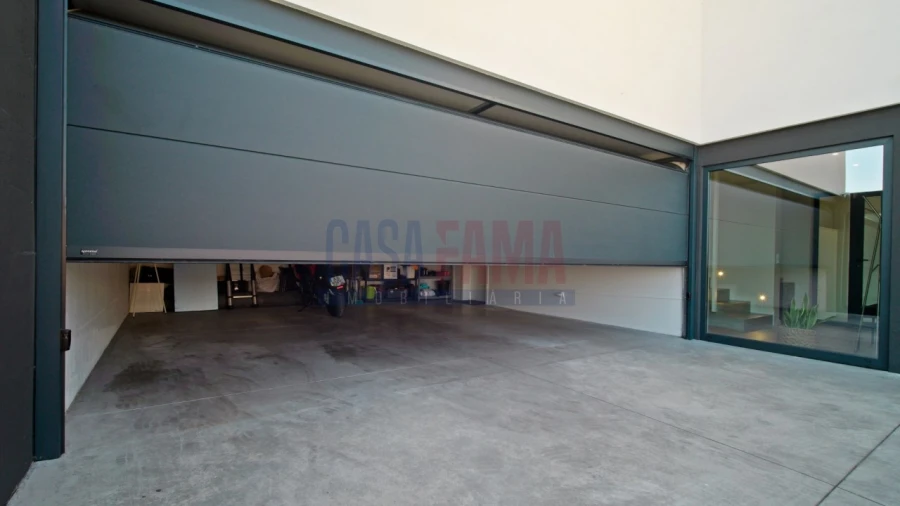 Moradia T3 para Venda em Brufe Foto 4