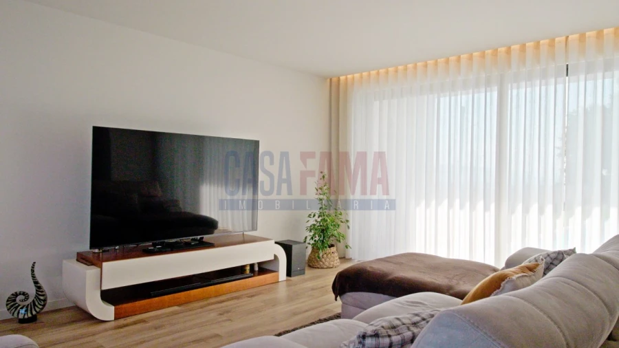 Moradia T3 para Venda em Brufe Foto 10