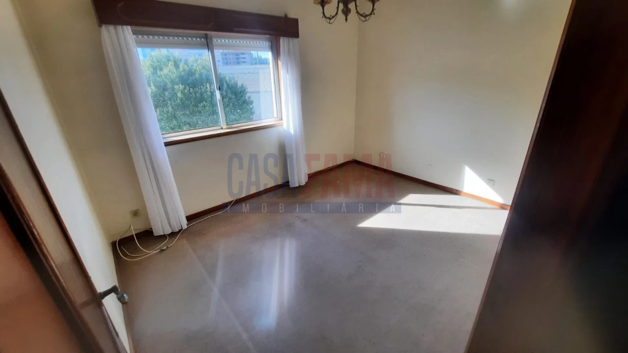 Apartamento T3 para Venda em Rio Tinto Foto 17