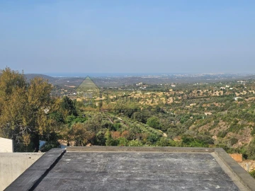 Moradia T3 para Venda em Loule (São Sebastião)