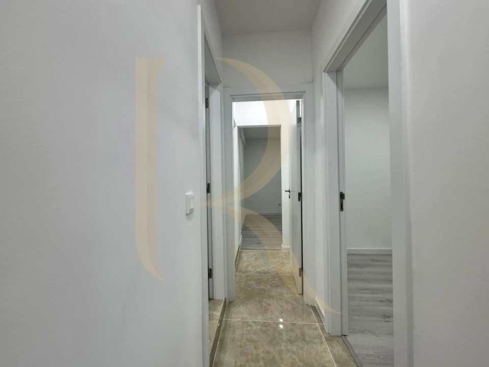 Apartamento T2 para Venda em Almada, Cova da Piedade, Pragal e Cacilhas Foto 9