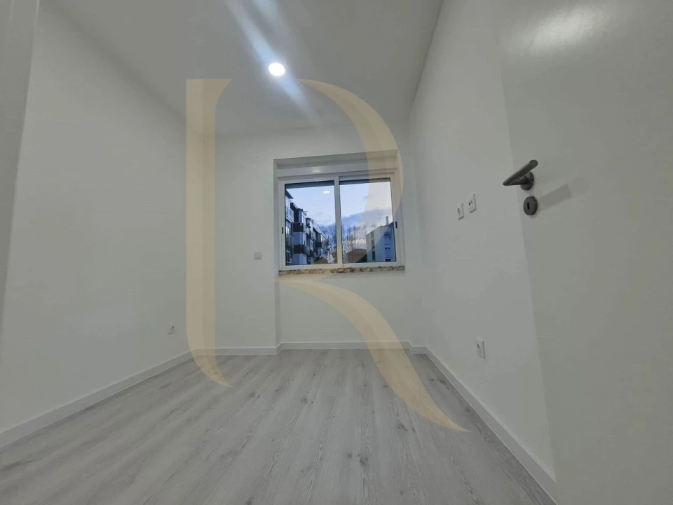 Apartamento T2 para Venda em Almada, Cova da Piedade, Pragal e Cacilhas Foto 10