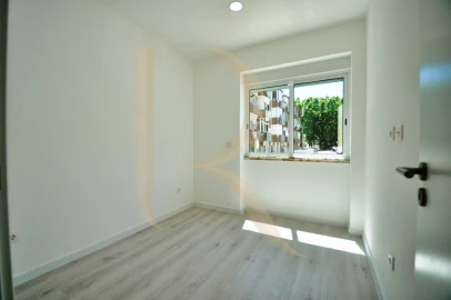 Apartamento T2 para Venda em Almada, Cova da Piedade, Pragal e Cacilhas