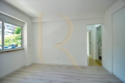 Apartamento T2 para Venda em Almada, Cova da Piedade, Pragal e Cacilhas