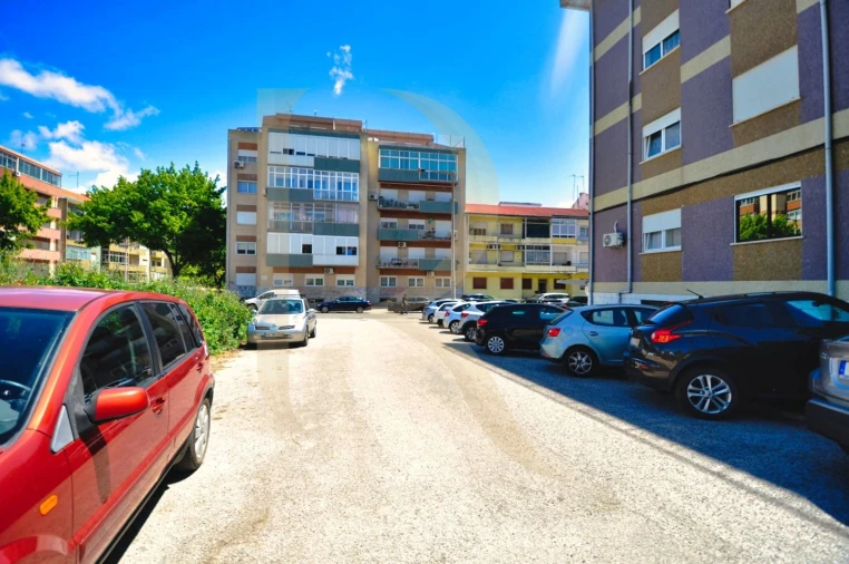 Apartamento T2 para Venda em Almada, Cova da Piedade, Pragal e Cacilhas Foto 18