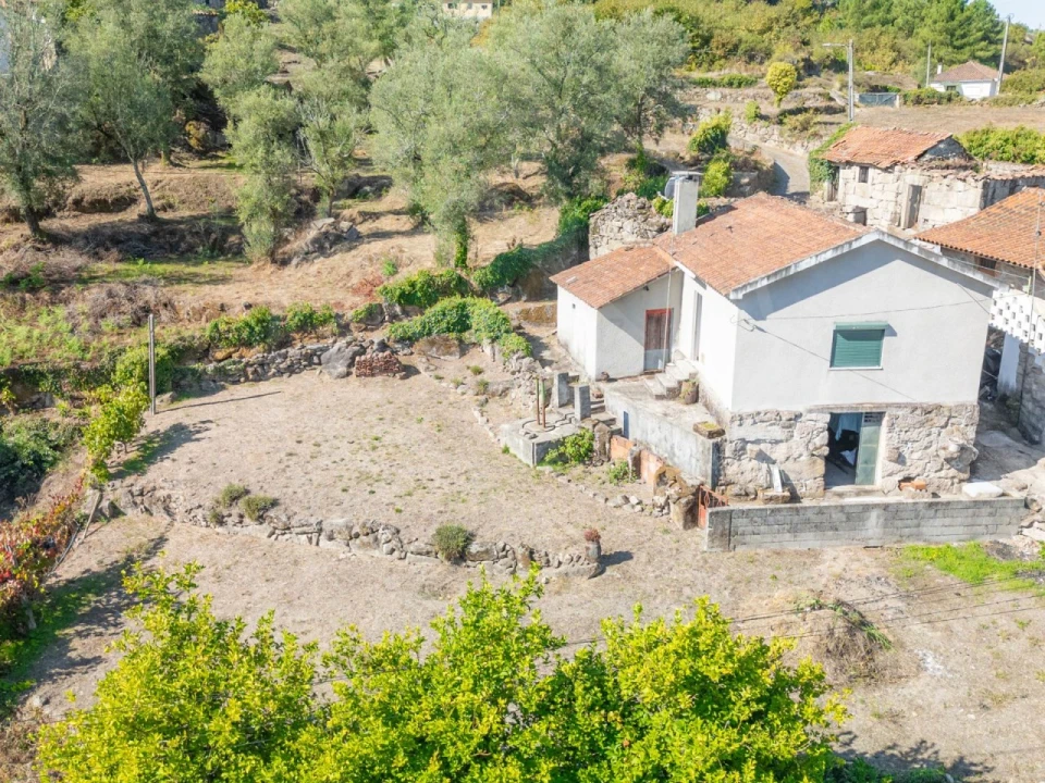 Moradia T2 para Venda em Cerva e Limões Foto 9