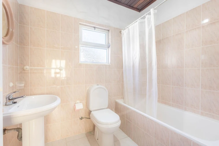 Moradia T2 para Venda em Cerva e Limões Foto 3