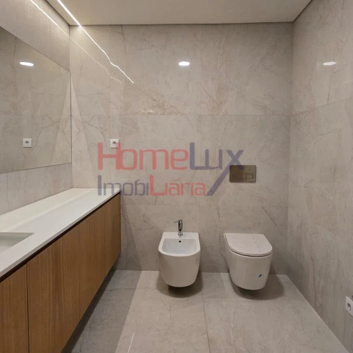 Apartamento T3 para Venda em Cedofeita, Santo Ildefonso, Sé, Miragaia, São Nicolau e Vitória Foto 35