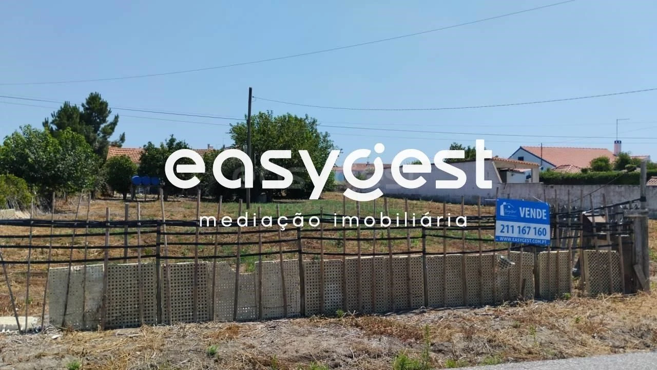 Moradia T1 para Venda em Fazendas de Almeirim Foto 2