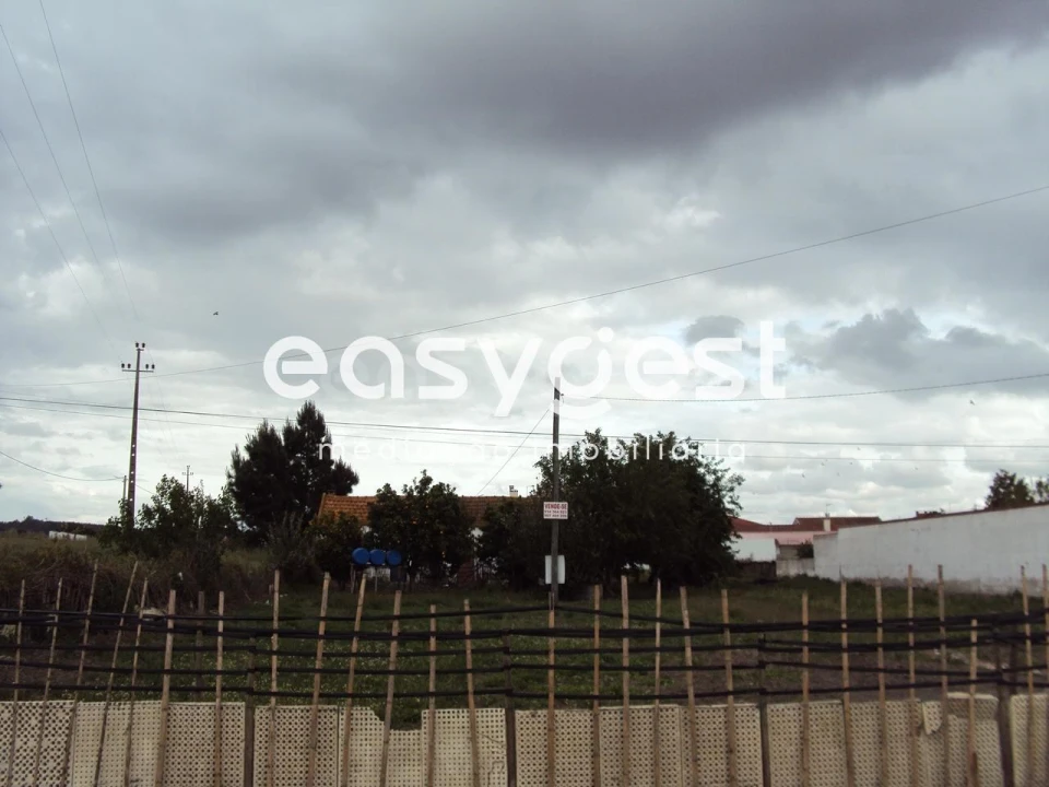 Moradia T1 para Venda em Fazendas de Almeirim Foto 9