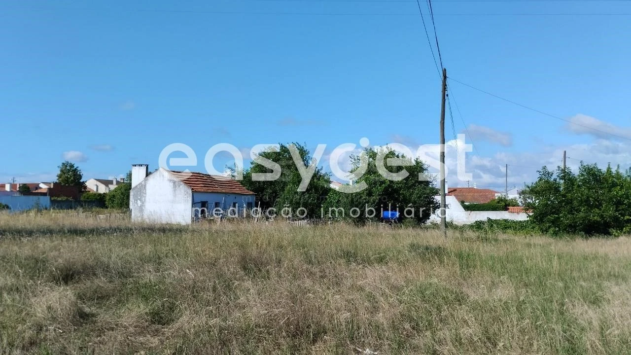 Moradia T1 para Venda em Fazendas de Almeirim Foto 1